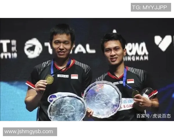 南京羽毛球队配合方式深度解析与其他球队的对比分析 南京羽毛球队配合方式深度解析与其他球队的对比分析