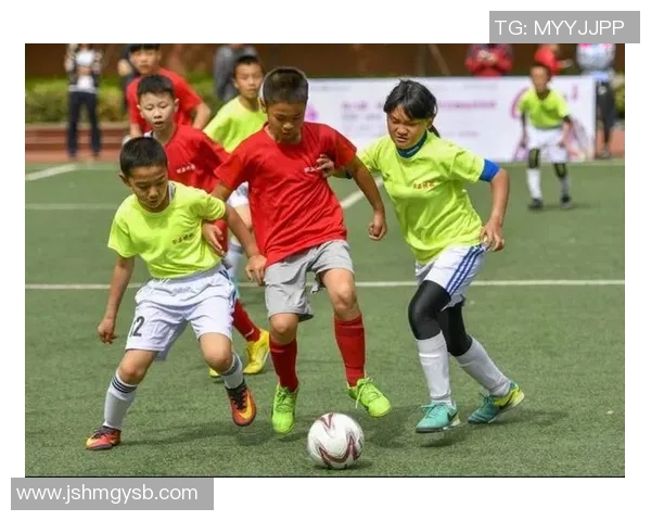 西安足球队的节奏与魅力探索：从历史到未来的全景分析